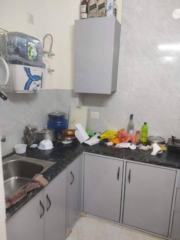 Kitchen in 1 BHK Builder Floor at Super Mart 1, Sector 27 – for Rent