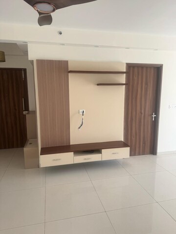 Room in 3 BHK Apartment at Shapoorji Pallonji Joyville Phase 2, Sector 102 – for Rent