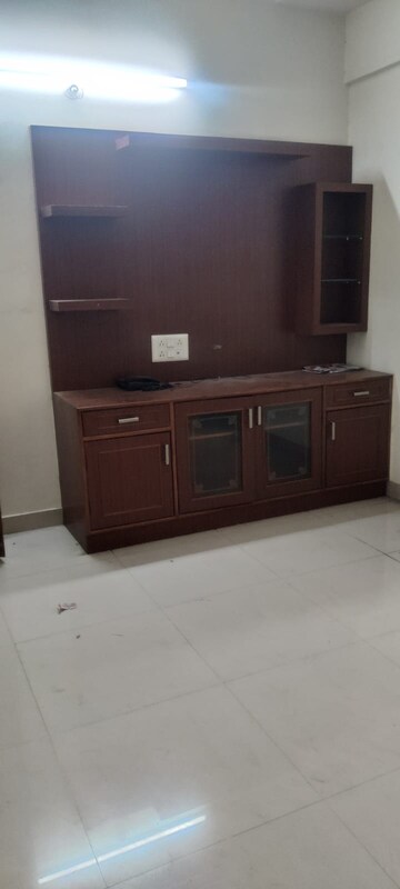 Furnished Amenities in 3 BHK Apartment at PNR Ishaa Lake Front, Hsr Layout – for Rent