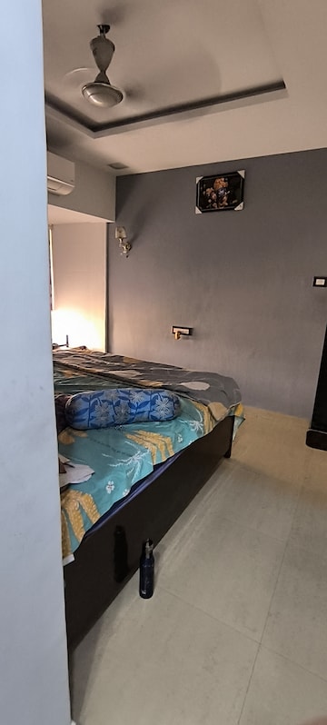 Furnished Amenities in 2 BHK Apartment at Hubtown Gardenia, Mira Road – for Sale