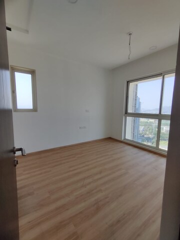 Room in 3 BHK Apartment at Aurum Q Islands, Ghansoli – for Rent
