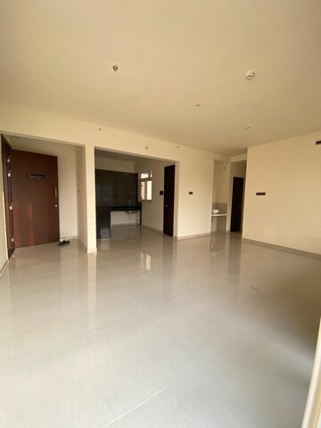 Room in 2 BHK Apartment at Pharande Puneville, Tathawade – for Rent