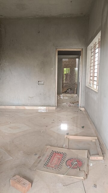 Room in 1 BHK Independent House at Moranapalli – for Sale