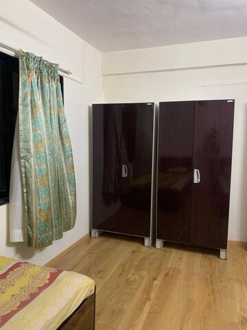 Bedroom in 2 BHK Apartment at West View Vile Parle West, Vile Parle West – for Rent