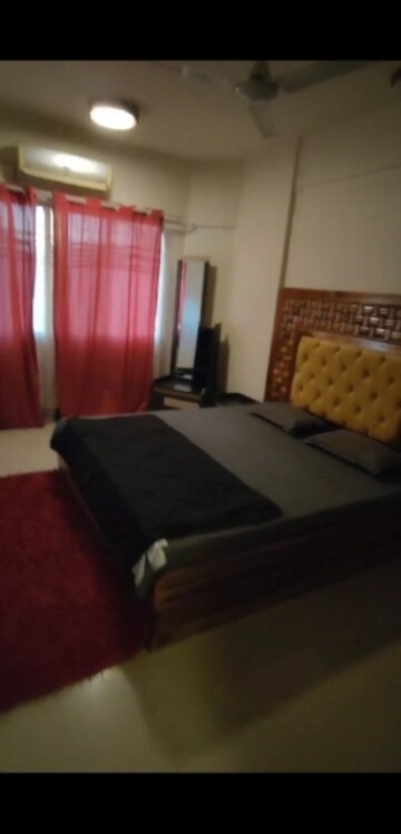 Bedroom in 2 BHK Apartment at Hiranandani Powai Park, Powai – for Rent