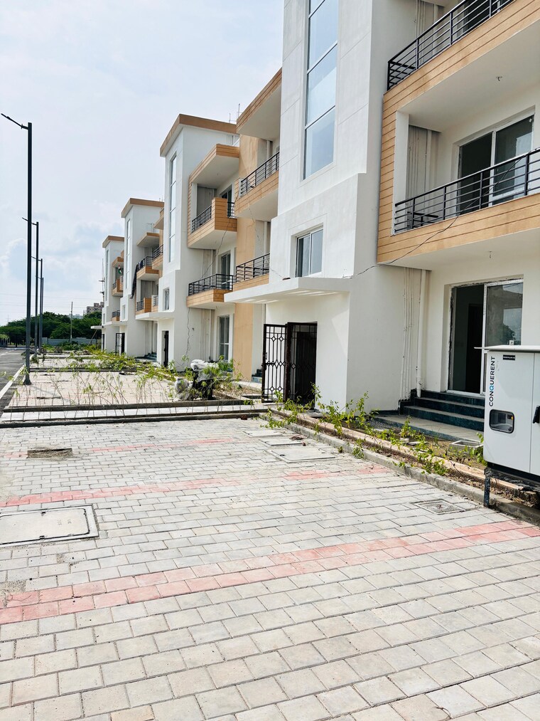 Exterior View, bptp-park-floors-i 3 Bedroom 1510 Sq.Ft. Builder Floor In Sector 77 Faridabad 8448855