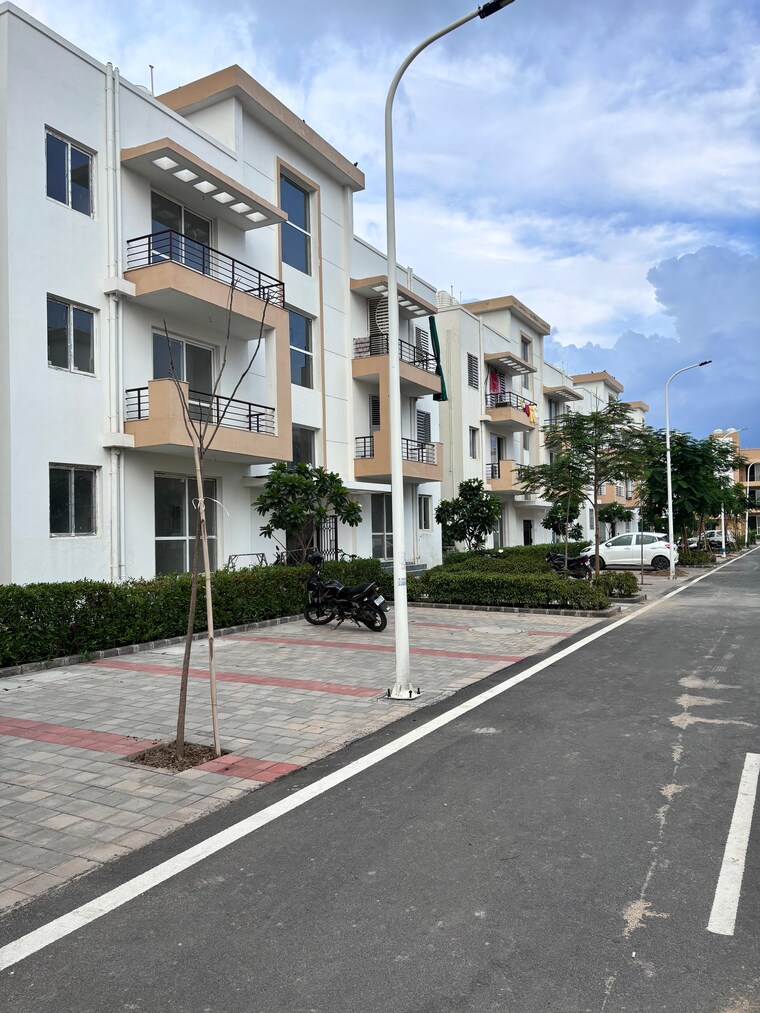 Exterior View, bptp-park-floors-i 3 Bedroom 1510 Sq.Ft. Builder Floor In Sector 77 Faridabad 8448855