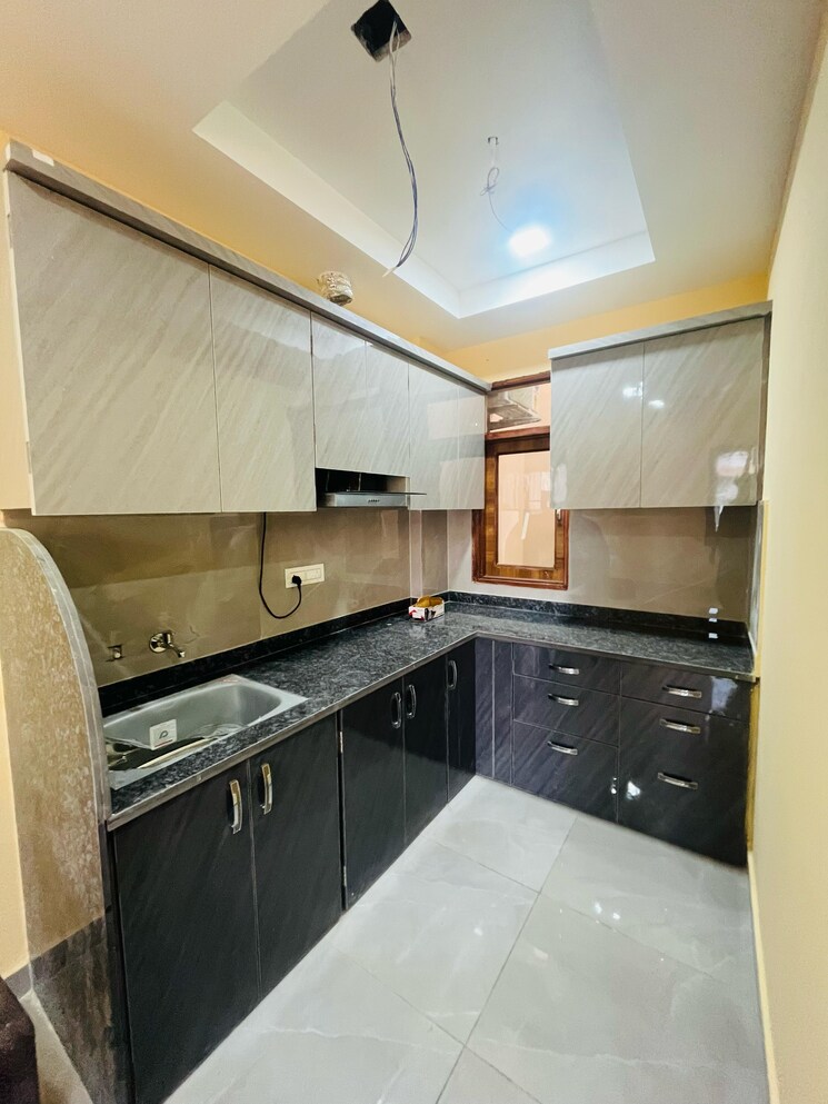 Kitchen, sector 40 1.5 Bedroom 1000 Sq.Ft. Builder Floor In Sector 40 Gurgaon 8448876
