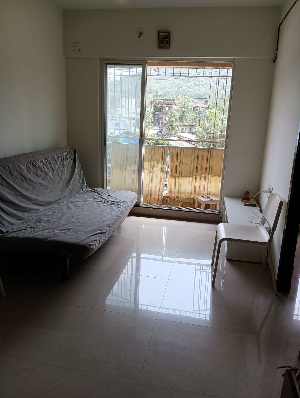 1 BHK 625 Sq.Ft. Apartment in Raj Mandir Complex