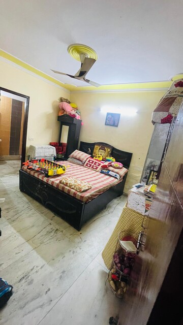 Bedroom in 3 BHK Builder Floor at Green Fields Colony – for Sale