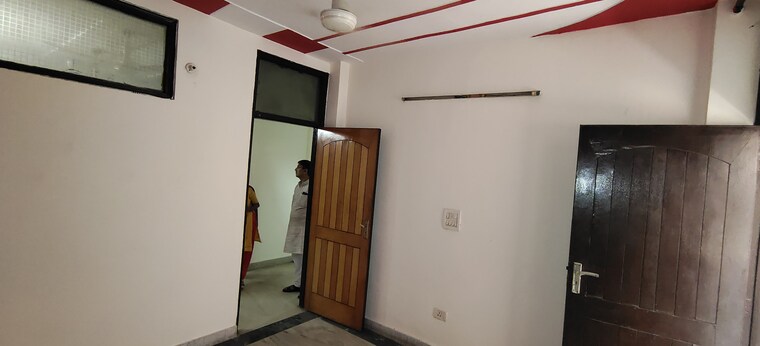 Room, uttam nagar 2 Bedroom 630 Sq.Ft. Builder Floor In Uttam Nagar Delhi 8448907
