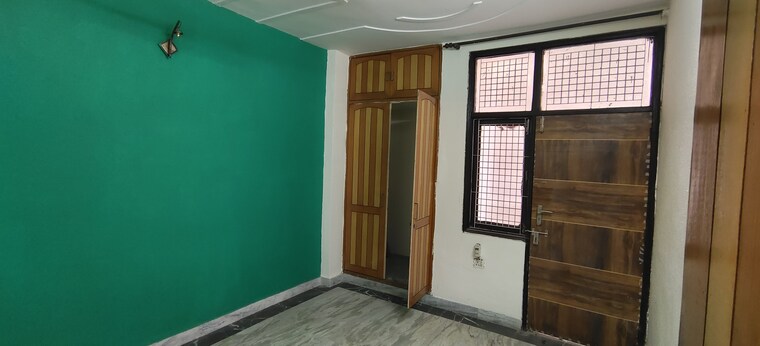 Room, uttam nagar 2 Bedroom 630 Sq.Ft. Builder Floor In Uttam Nagar Delhi 8448907