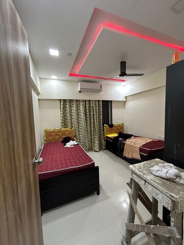 Room in  Pg at Gokuldham Colony – for Rent