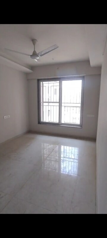Room in 1 BHK Apartment at Vaibhavlaxmi East Syde, Ghatkopar East – for Rent
