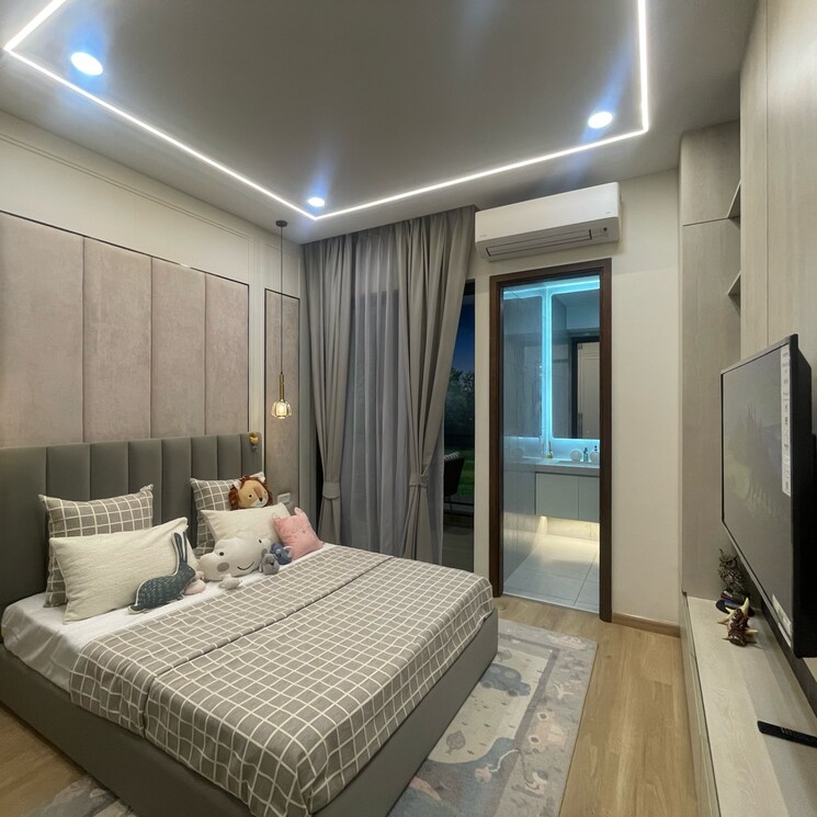 Bedroom, hero-homes-palatial 4 Bedroom 3460 Sq.Ft. Apartment In Dhanwapur Gurgaon 8448979