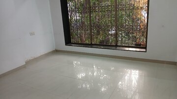 Room in 2 BHK Apartment at Green Fields Apartment, Andheri East – for Rent
