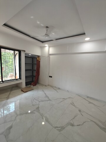 Room in 3 BHK Apartment at Sea Breeze Tower, Nerul – for Rent