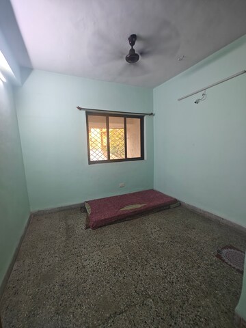 Room in 2 BHK Apartment at Kendriya Vihar Seawoods, Seawoods West – for Rent