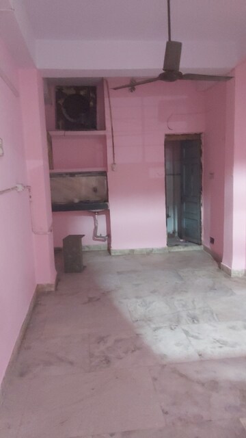Bathroom in 1 RK Builder Floor at Mayur Vihar – for Rent