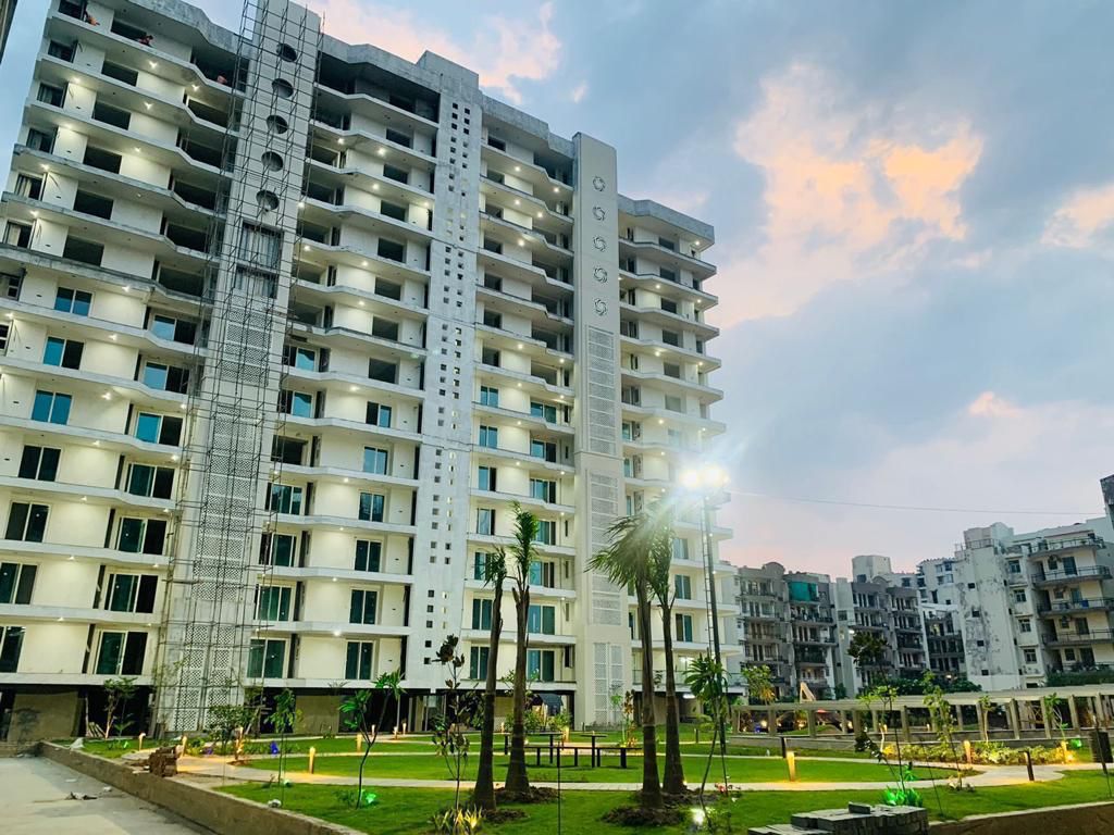 3 BHK + Pooja Room Apartment For Sale in Hermitage Centralis