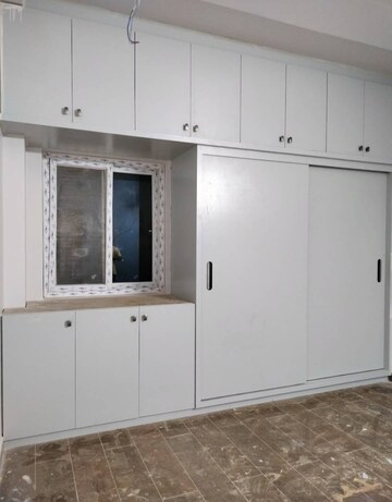 Room in 3 BHK Apartment at Rajapushpa Provincia, Narsingi – for Rent