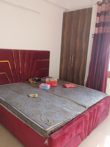 Bedroom in 1 BHK Builder Floor at Saket – for Rent