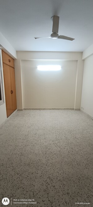 2 BHK Apartment For Sale in Eros Sterling Apartments, Charmwood Village