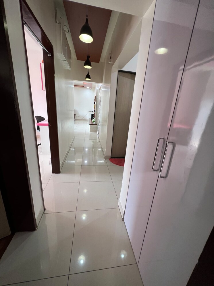 Bathroom, paranjape-blue-ridge 3 Bedroom 1170 Sq.Ft. Apartment In Hinjewadi Pune 8449100