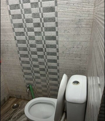 Bathroom in 2 BHK Independent House at Aliganj – for Rent