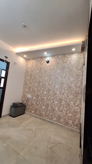 Room in 3 BHK Builder Floor at Dhakoli Village – for Sale
