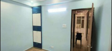 Room in 3 BHK Apartment at Eldeco Eternia, Sitapur Road – for Rent