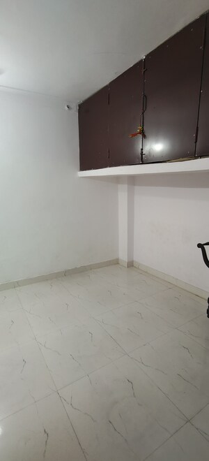Room in 1 BHK Builder Floor at Uttam Nagar – for Rent