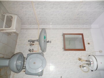Bathroom in 2 BHK Independent House at Rt Nagar – for Rent