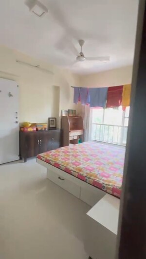 Bedroom in 4 BHK Apartment at Santacruz East – for Sale