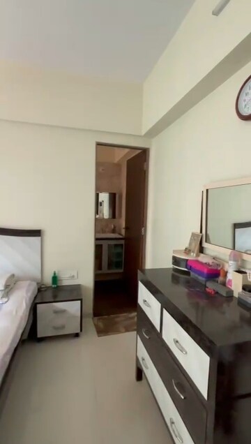 Bedroom in 4 BHK Apartment at Santacruz East – for Sale