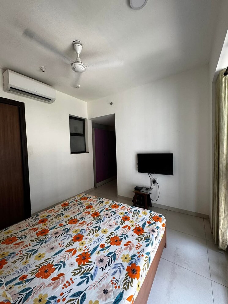 Bedroom, lodha-splendora 2 Bedroom 654 Sq.Ft. Apartment In Ghodbunder Road Thane 8449225