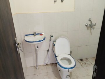 Bathroom in 2 BHK Apartment at Pyramid Elite, Sector 86 – for Rent