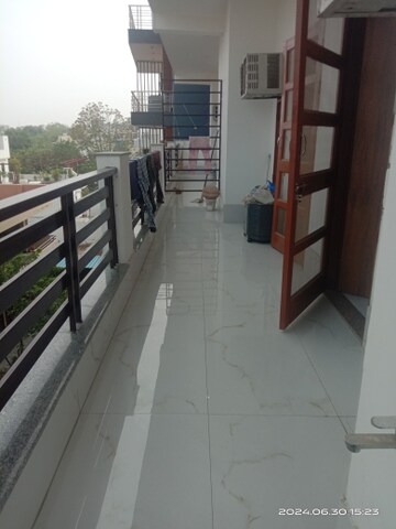Balcony in 2 BHK Builder Floor at Milestone 32nd Avenue, Sector 15 – for Rent