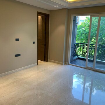 Room in 4 BHK Builder Floor at Vasant Vihar – for Sale