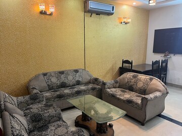 Living Room in 2 BHK Builder Floor at Guru Nanak Enclave, Dhakoli Village – for Rent