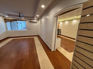 Kitchen in 6+ BHK Independent House at Shalimar Bagh – for Sale