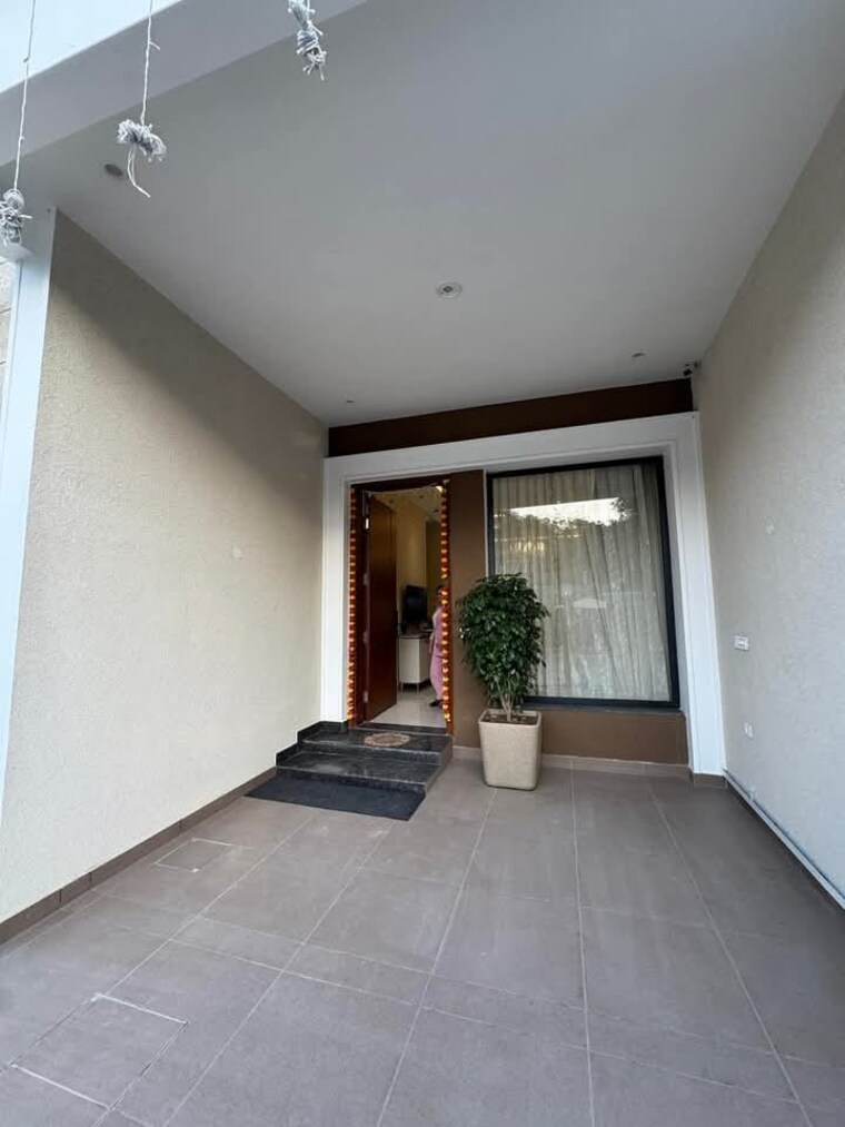 Room, ashok vihar 4 Bedroom 4000 Sq.Ft. Builder Floor In Ashok Vihar Delhi 8449320