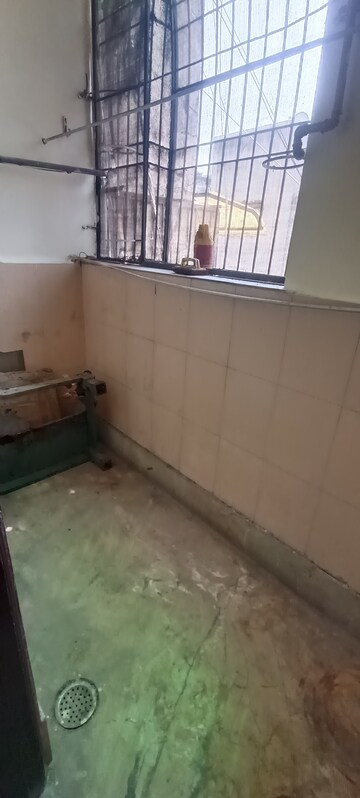 Kitchen in 2.5 BHK Builder Floor at Kalkaji – for Rent