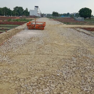   Plot at Gosainganj – for Sale