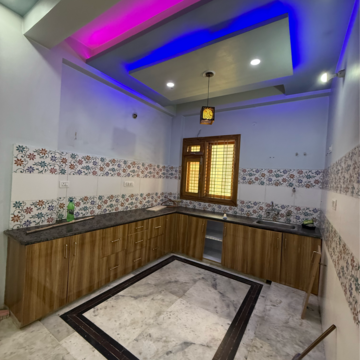 Bedroom in 1.5 BHK Builder Floor at Sector 63 – for Rent