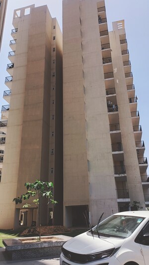 Bathroom in 3 BHK Apartment at GLS Arawali Homes, Sohna Sector 4 – for Sale