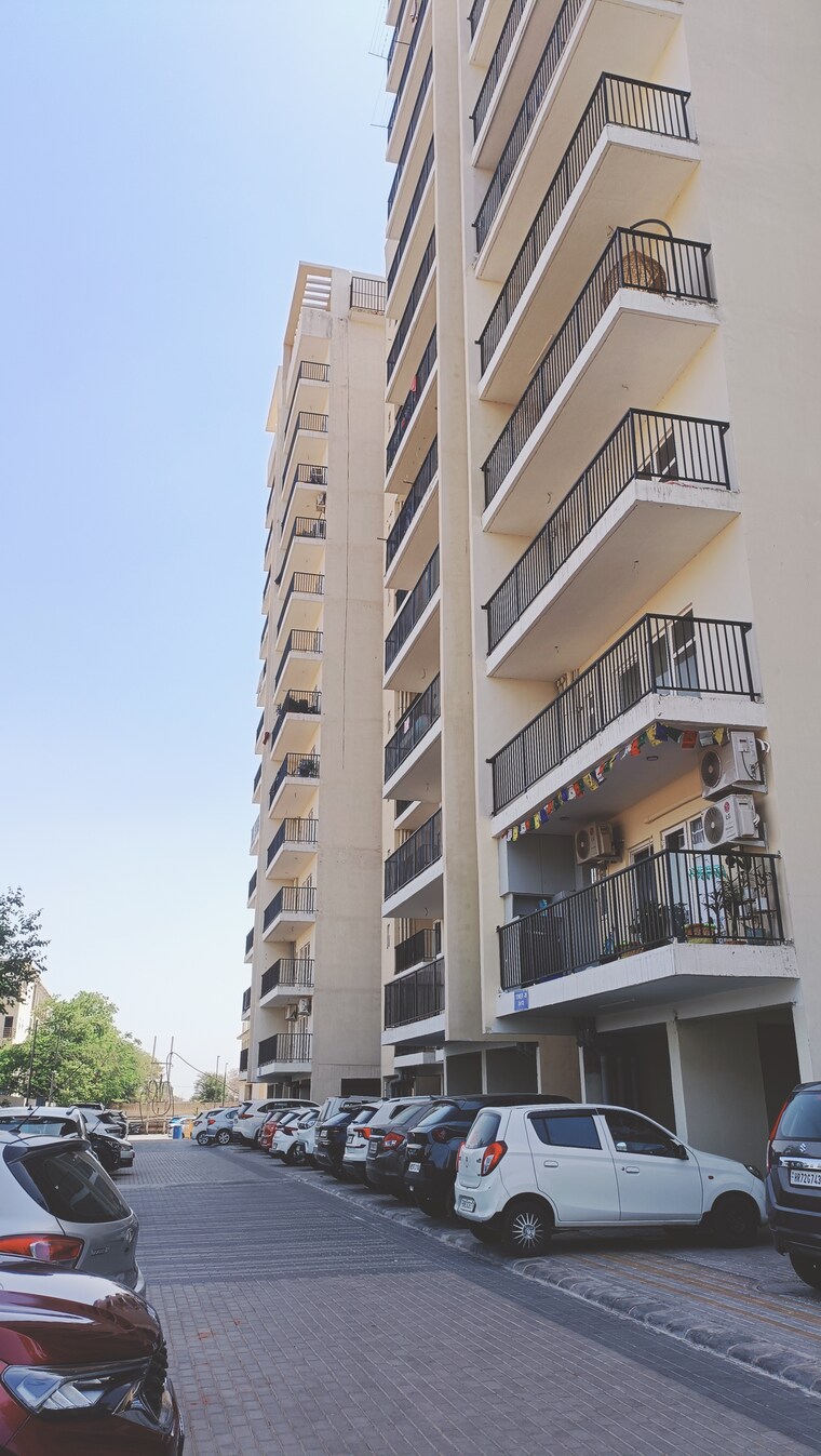 Exterior View, gls-arawali-homes 3 Bedroom 900 Sq.Ft. Apartment In Sohna Sector 4 Gurgaon 8449504