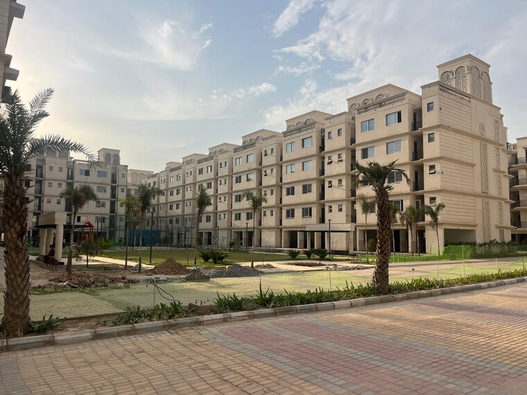 Exterior View, signature-global-park 3 Bedroom 756 Sq.Ft. Apartment In Sohna Sector 36 Gurgaon 8449556