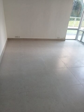 Room in 2 BHK Apartment at Ireo Uptown, Sector 66 – for Rent