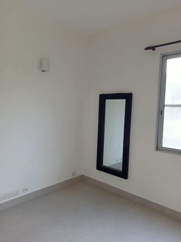 Room in 3 BHK Apartment at Ireo Uptown, Sector 66 – for Rent